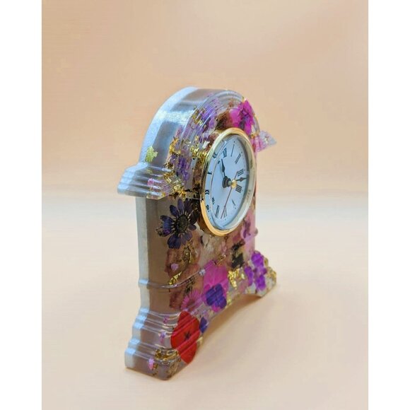 Small Resin Mantel/Desktop Clock Floral Hand Crafted NEW - Picture 4 of 7